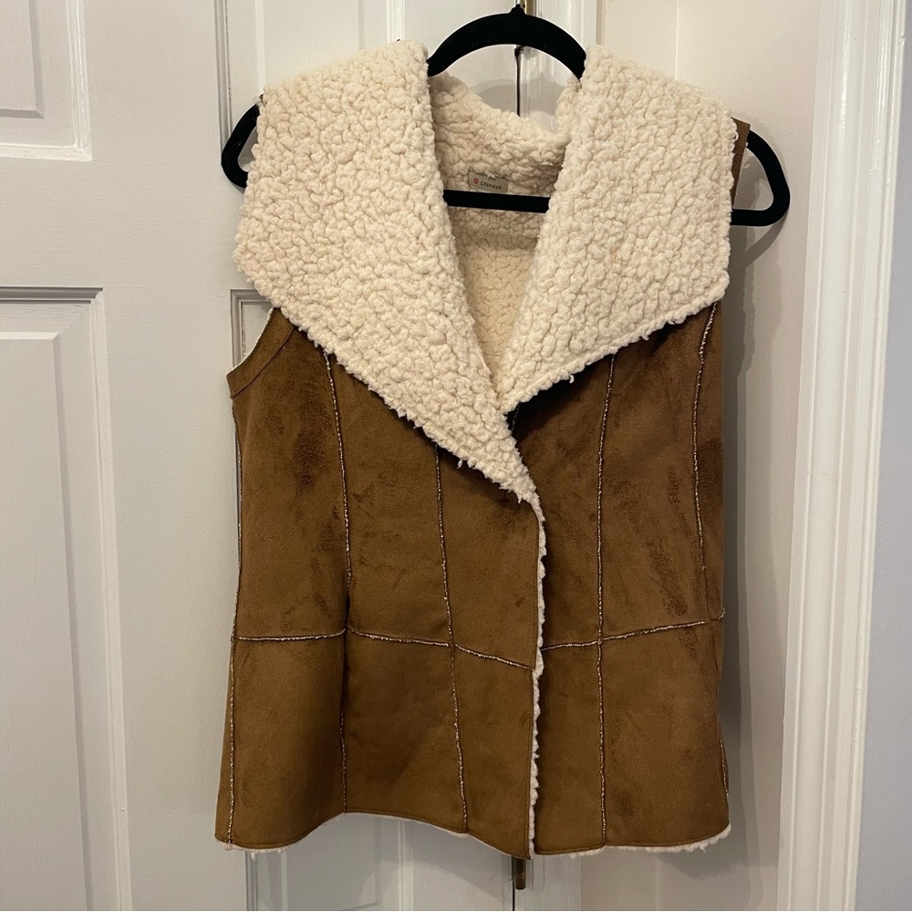 Cremieux Faux Suede and Sherpa Vest